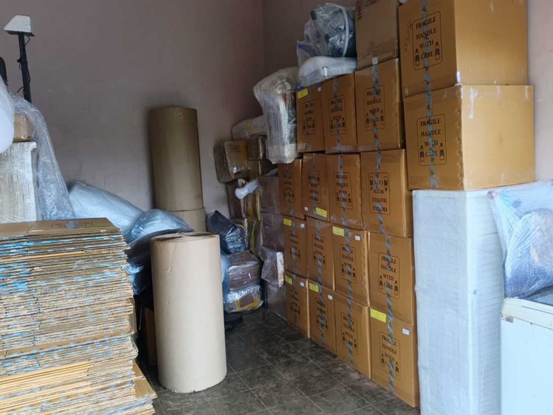 Packers and Movers Chennai to Hyderabad Household Shifting - Actual Ground Staging with Fragile Cartons, Cardboard Rolls and Foam Protected Appliances